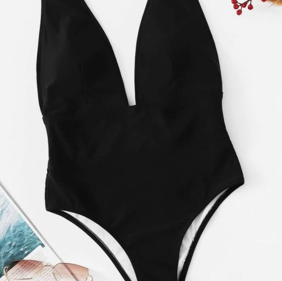 New Shein swimsuit - Picture 1 of 3